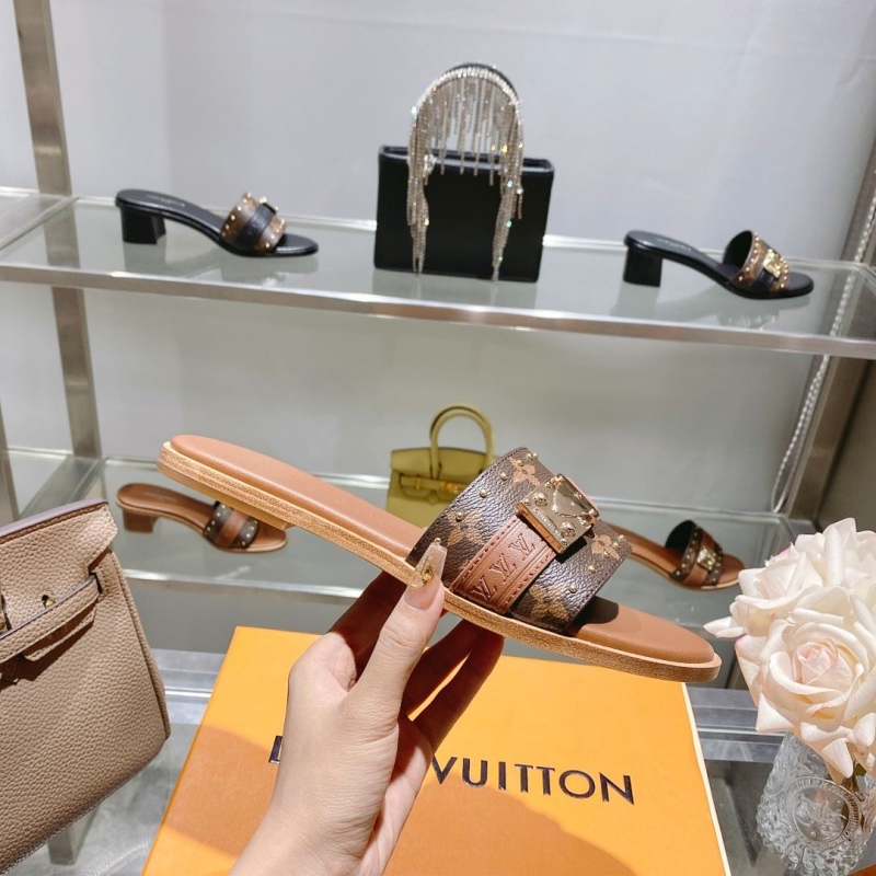 Louis Vuitton Slippers